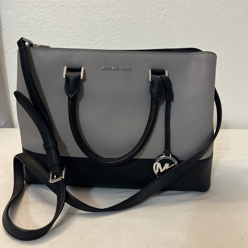 Michael‎ Kors Two Tone Sutton Satchel Bag Shoulder Strap Gray Black 9.5” X 13”